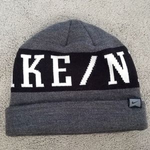 NIKE BEANIE CAP